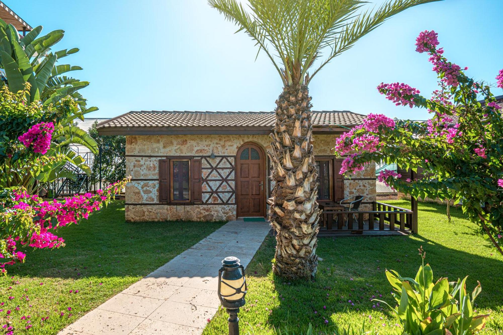 Sedir Park - Beach Bungalow Kargicak  Buitenkant foto
